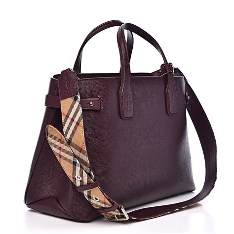 burberry medium banner bag rot rauleder|BURBERRY Grainy Calfskin House Check Medium Banner Tote .